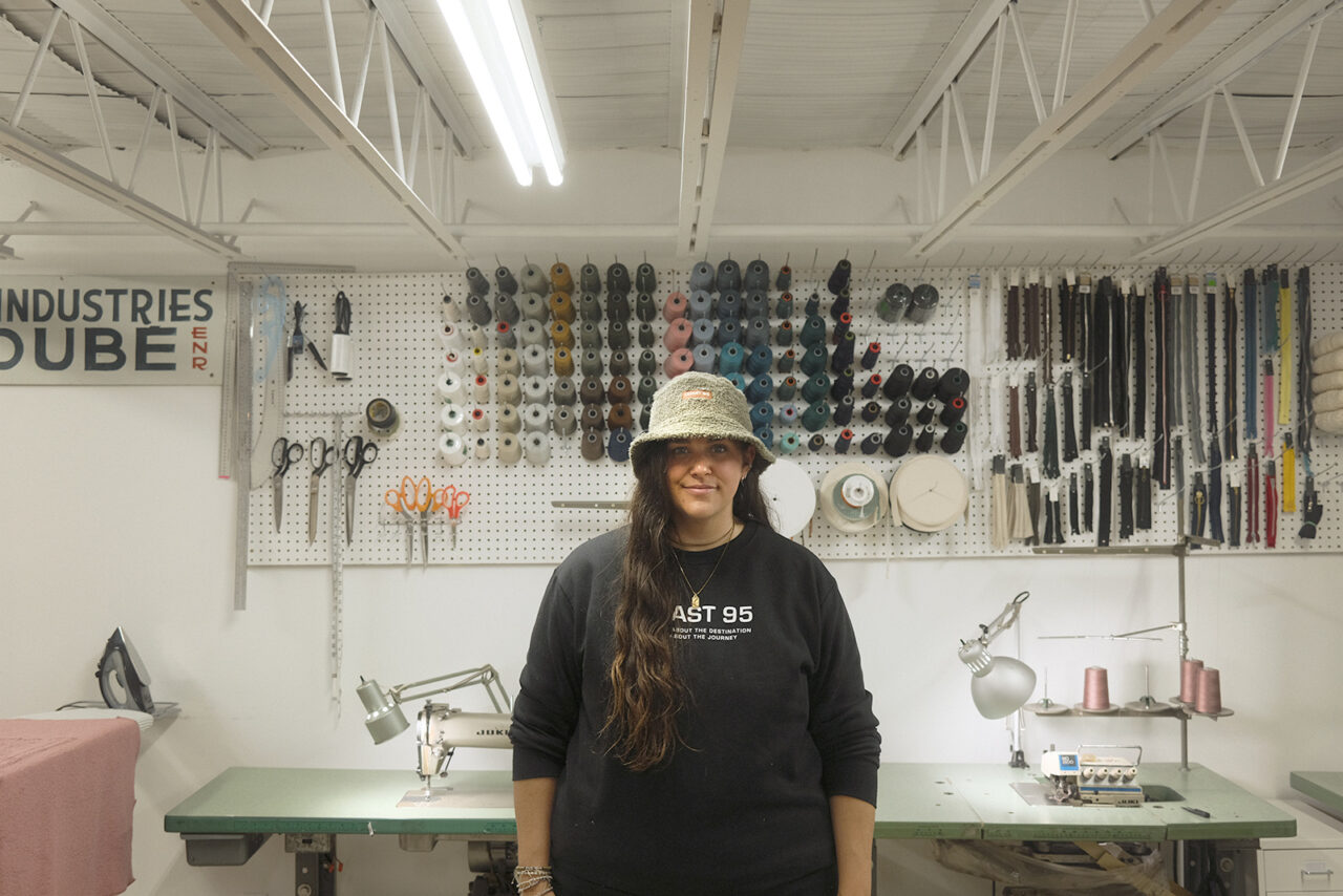 portrait de Sabrina de Coast 95 dans son atelier à Lac-Mégantic