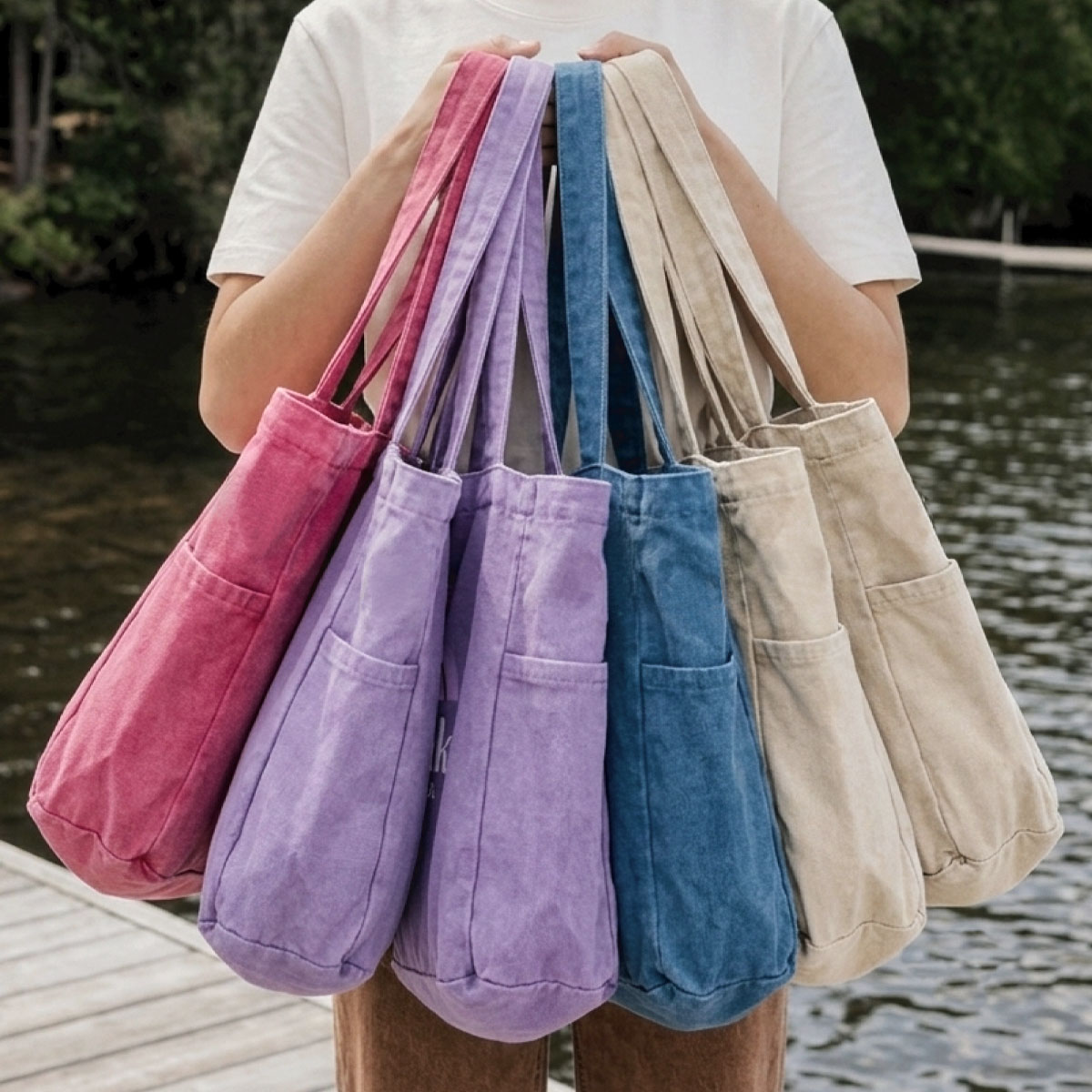 Personnalisation de tote bag avec Coast 95 au Festival Circuit-Court